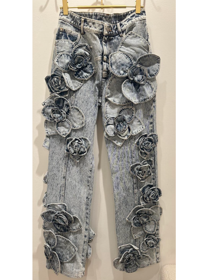 Aknvas Venus Jeans (In Store)